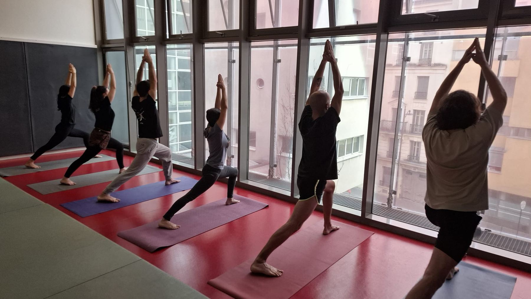 Virabhadrasana I (posture du Guerrier I)